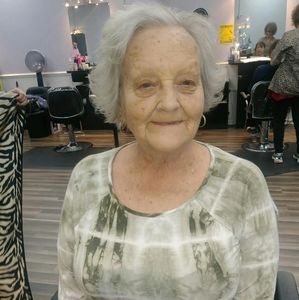 Meet your Posher, Joyce